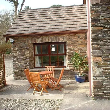 Lovely Sea View Apartment In Rineen - 4 Guests Skibbereen Exterior photo